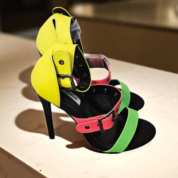 Cape Robbin High Heel Shoes, Size 6 -- ITEM #3311 - Picture 5 of 7